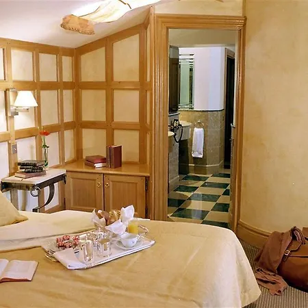 Chateau De Brindos Anglet