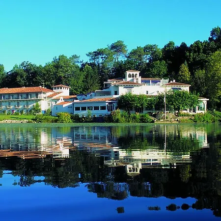 Chateau De Brindos Hotel
