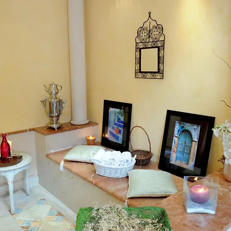 Chateau De Brindos Hotel 5*
