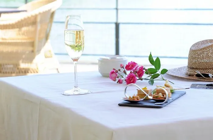 Hotel Chateau De Brindos